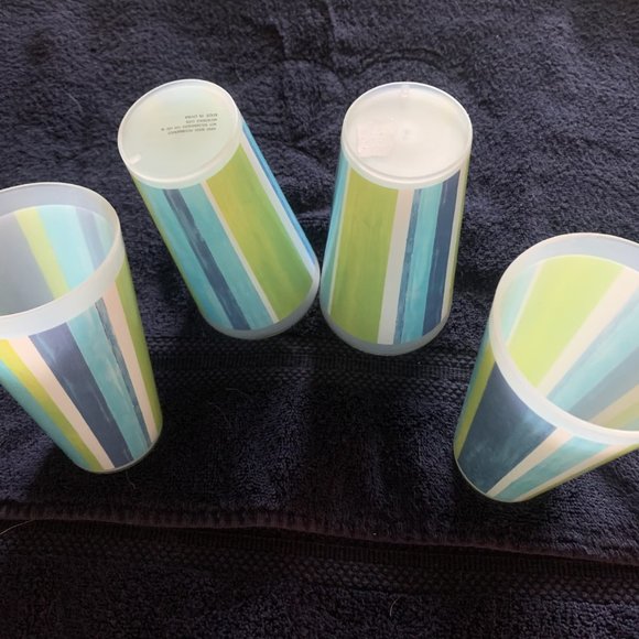 Patio tumblers - Picture 1 of 1